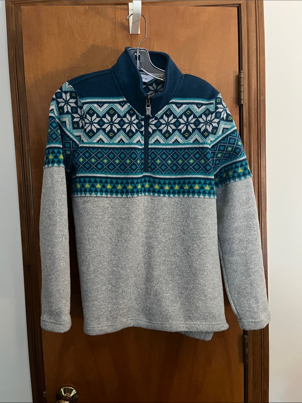 Womenâs Half-Zip Fleece Sweater in Heather Gray and Navy with Fair Isle Yoke